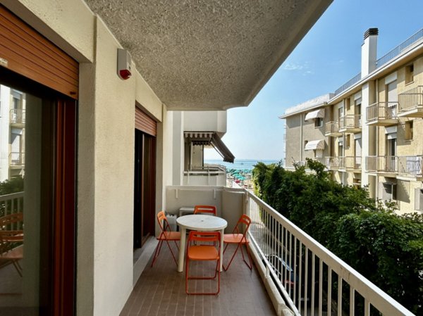 appartamento in vendita a Jesolo in zona Lido