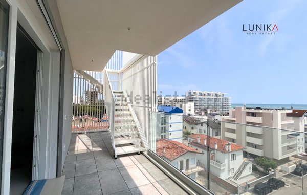 appartamento in vendita a Jesolo in zona Lido