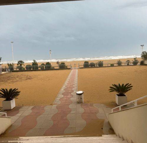 appartamento in vendita a Jesolo in zona Lido