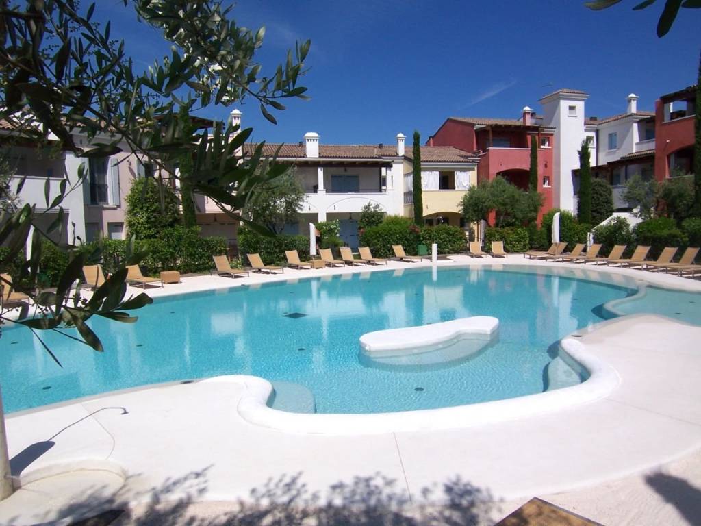 appartamento in vendita a Jesolo in zona Lido