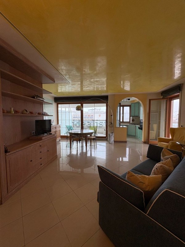 appartamento in vendita a Jesolo in zona Lido