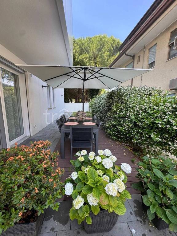 appartamento in vendita a Jesolo in zona Lido