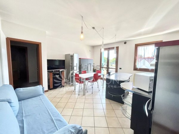 appartamento in vendita a Jesolo in zona Lido