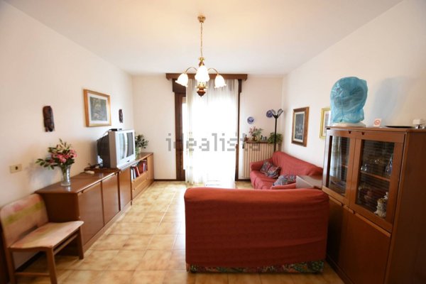 appartamento in vendita a Jesolo in zona Lido