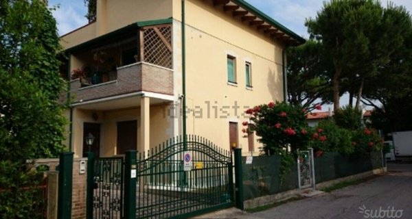 appartamento in vendita a Jesolo in zona Lido