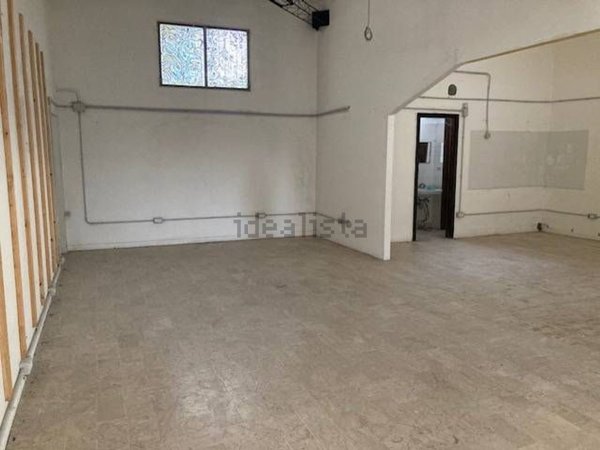 locale commerciale in vendita a Jesolo