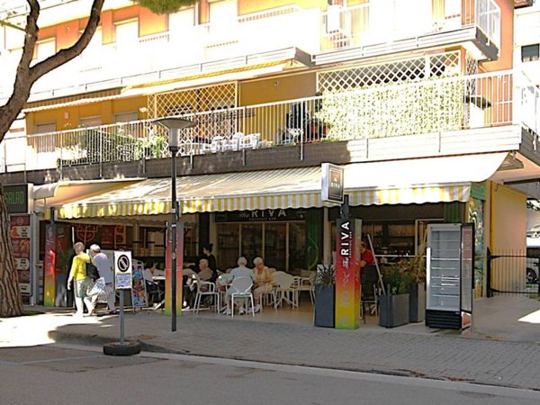 negozio in vendita a Jesolo in zona Lido