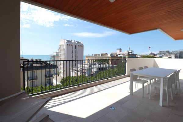 appartamento in vendita a Jesolo in zona Lido