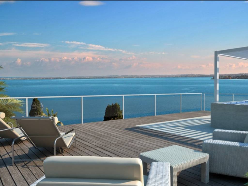 appartamento in vendita a Jesolo in zona Lido