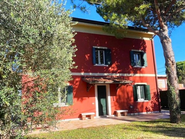 casa indipendente in vendita a Jesolo in zona Cortellazzo