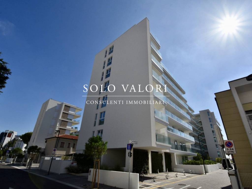 appartamento in vendita a Jesolo in zona Lido