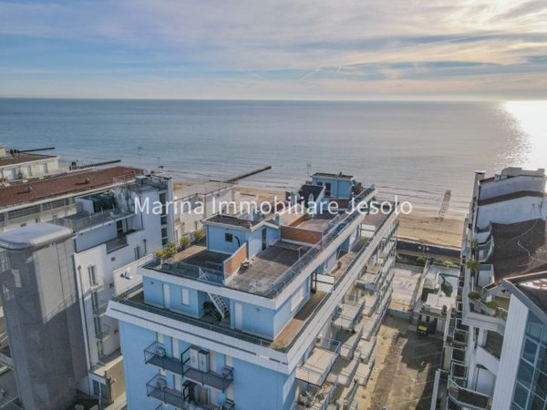 appartamento in vendita a Jesolo in zona Lido