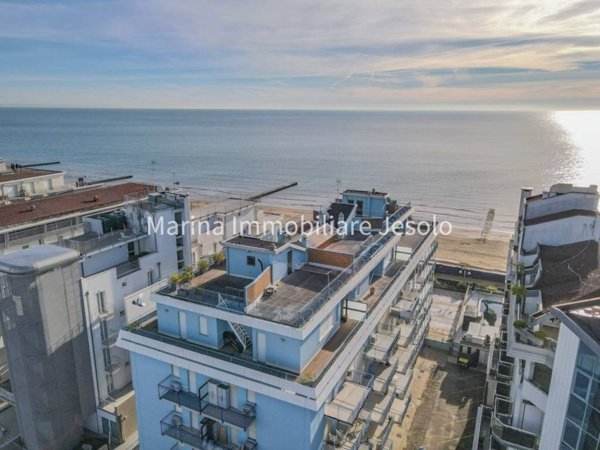 appartamento in vendita a Jesolo in zona Lido