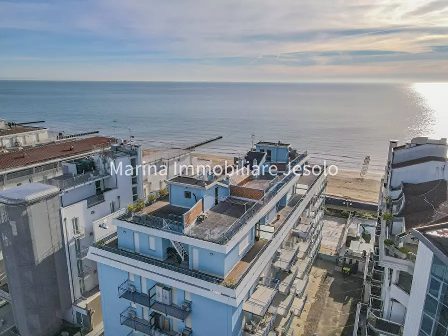 appartamento in vendita a Jesolo in zona Lido