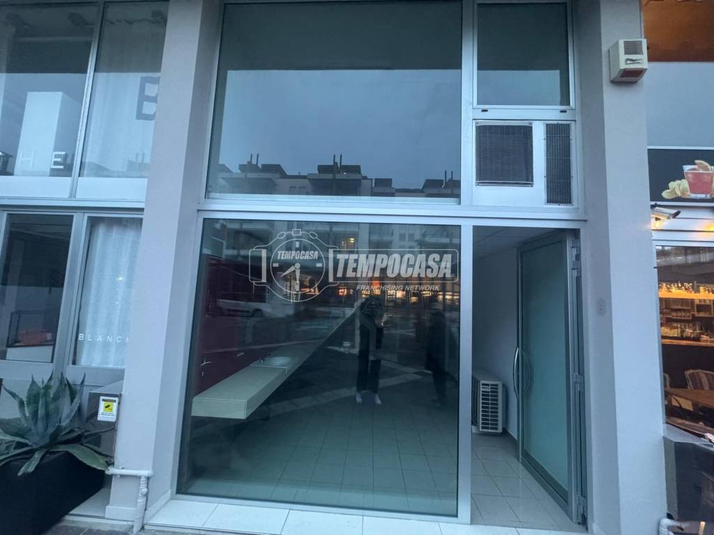 negozio in vendita a Jesolo in zona Lido