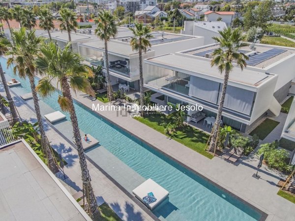 appartamento in vendita a Jesolo in zona Lido