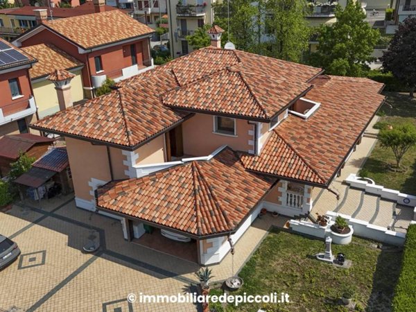 casa indipendente in vendita a Jesolo