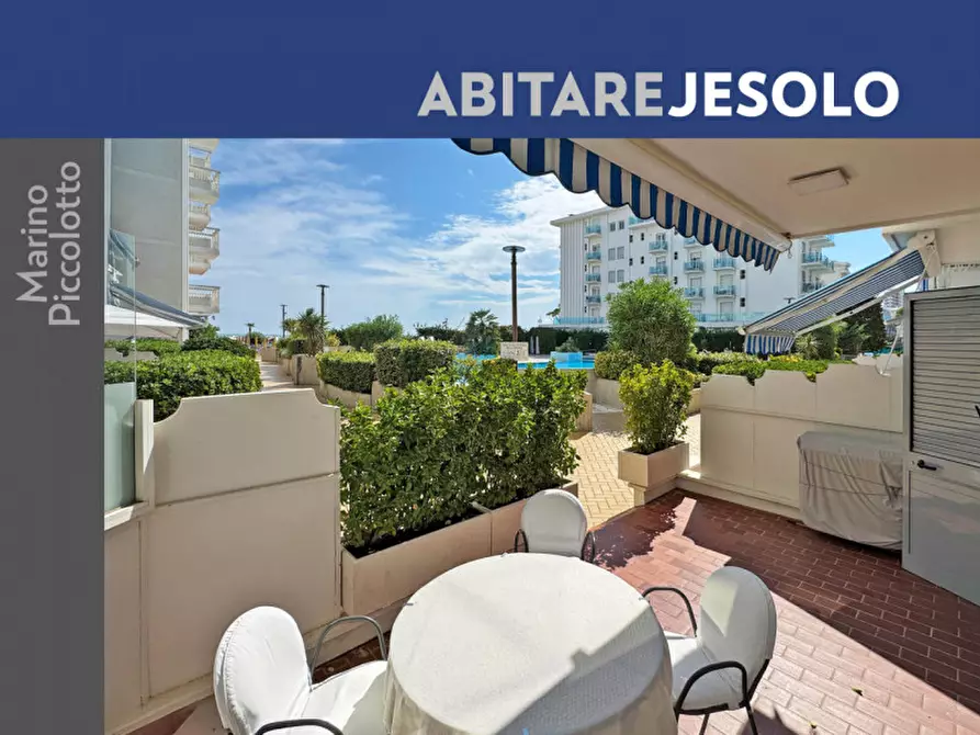 appartamento in vendita a Jesolo in zona Lido