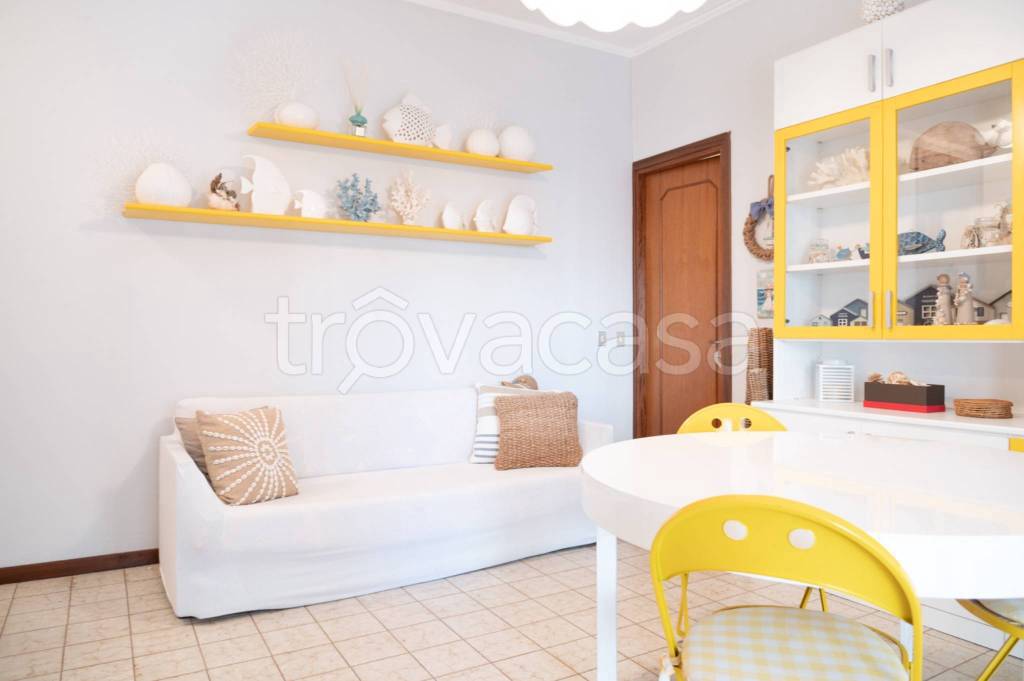 appartamento in vendita a Jesolo in zona Lido