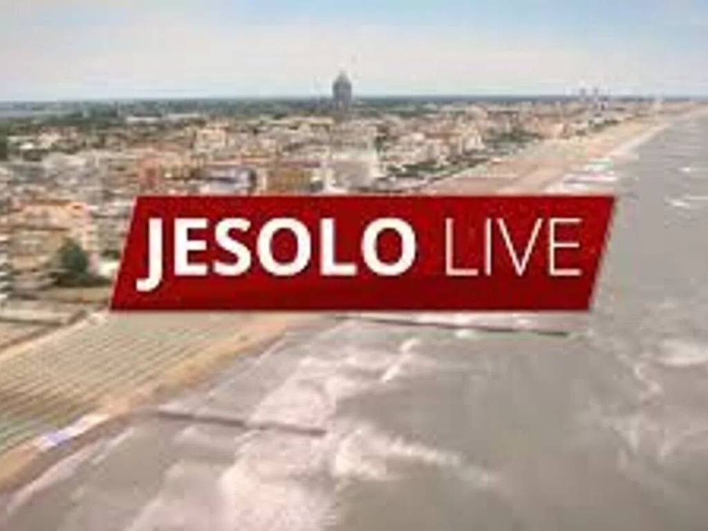 intera palazzina in vendita a Jesolo in zona Lido