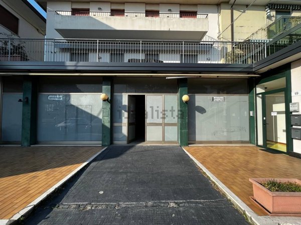 negozio in vendita a Jesolo