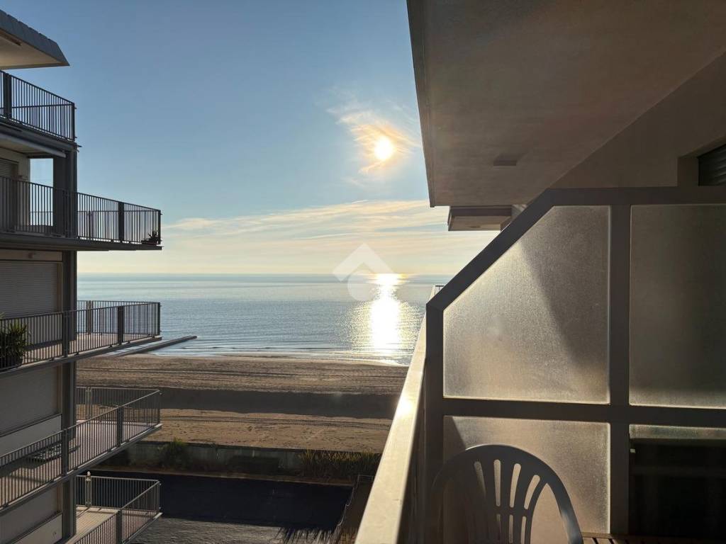 appartamento in vendita a Jesolo in zona Lido
