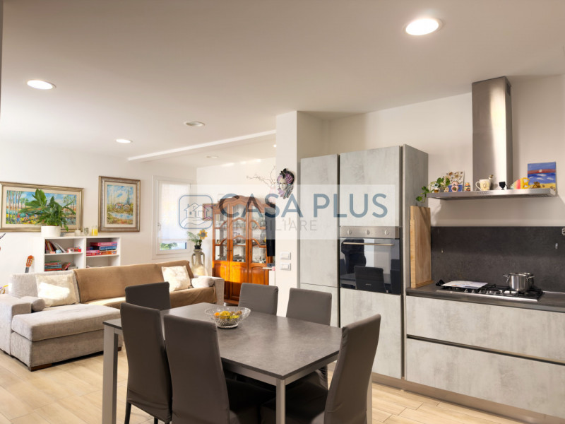 appartamento in vendita a Jesolo in zona Lido