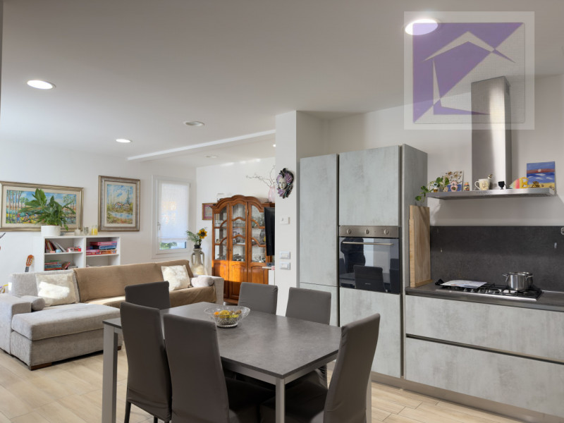 appartamento in vendita a Jesolo in zona Lido