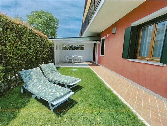 appartamento in vendita a Jesolo in zona Lido