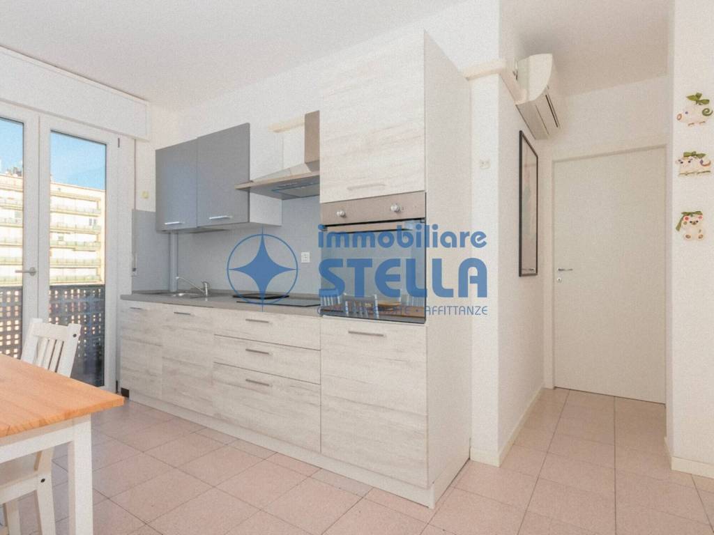 appartamento in vendita a Jesolo in zona Lido