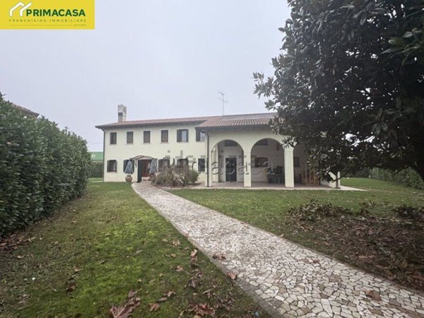 casa indipendente in vendita a Jesolo