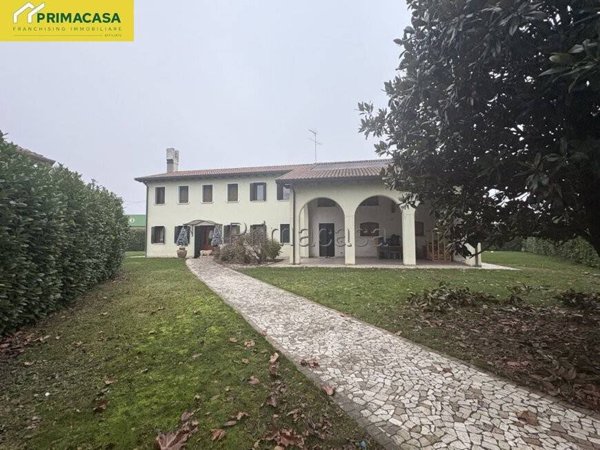 casa indipendente in vendita a Jesolo