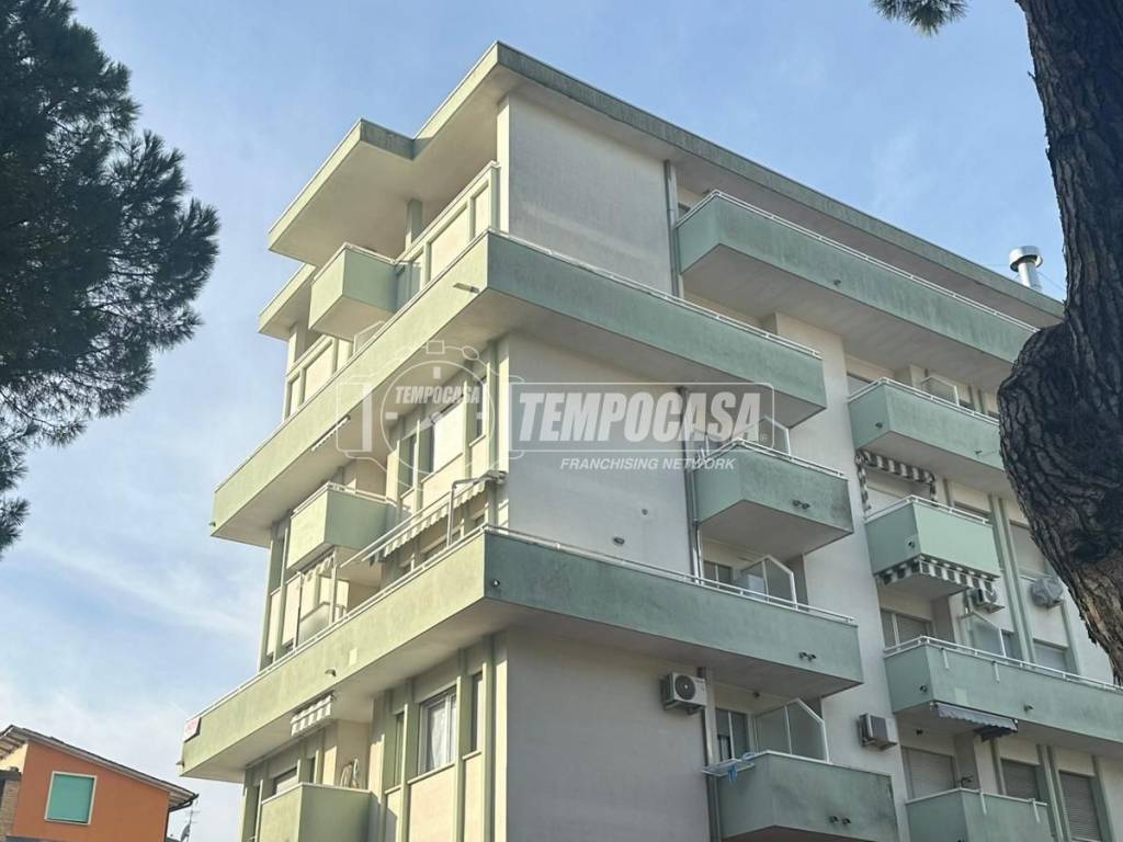 appartamento in vendita a Jesolo in zona Lido