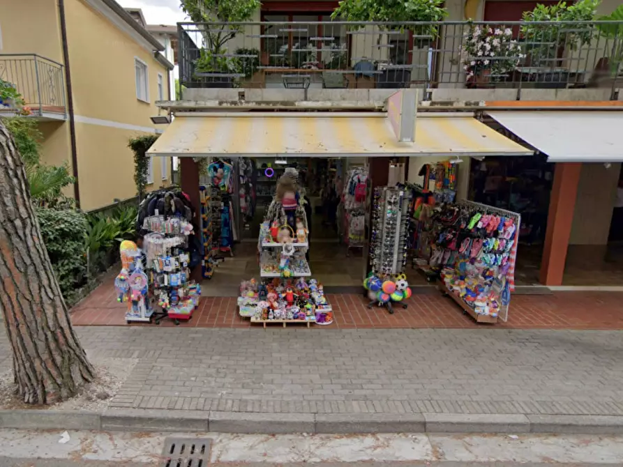 negozio in vendita a Jesolo in zona Lido