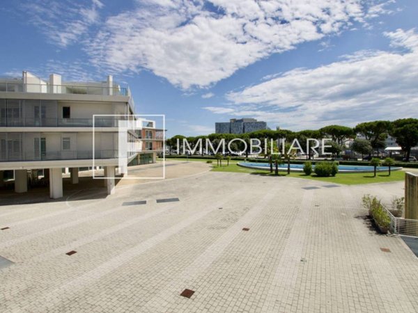 appartamento in vendita a Jesolo in zona Lido