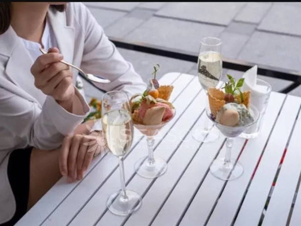 negozio in vendita a Jesolo in zona Lido