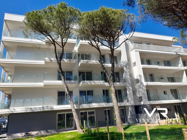 appartamento in vendita a Jesolo in zona Lido