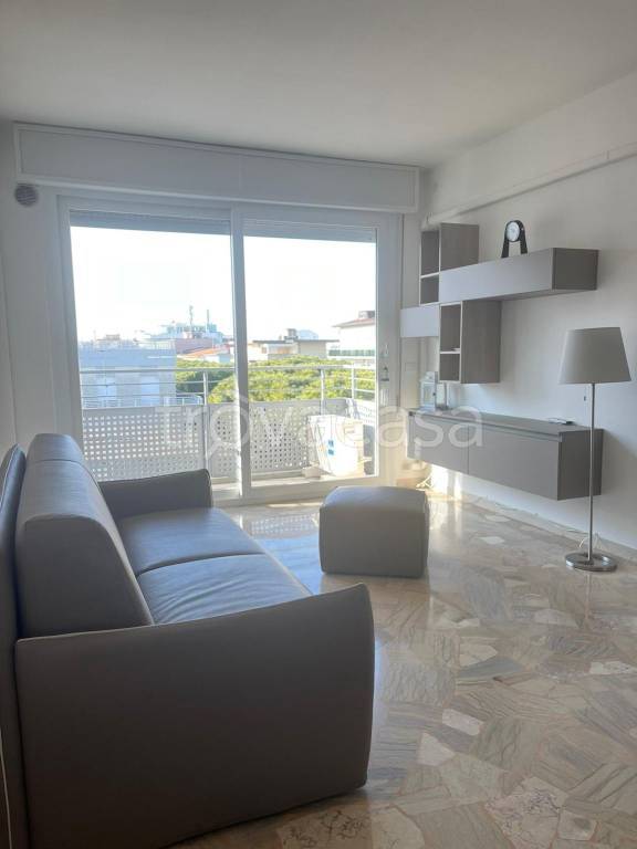 appartamento in vendita a Jesolo in zona Lido