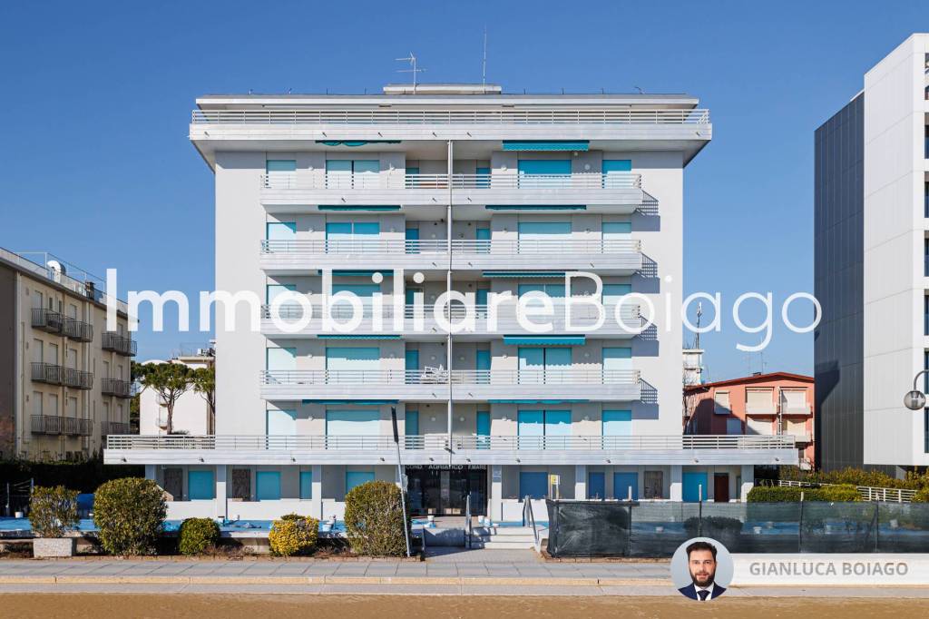 appartamento in vendita a Jesolo in zona Lido