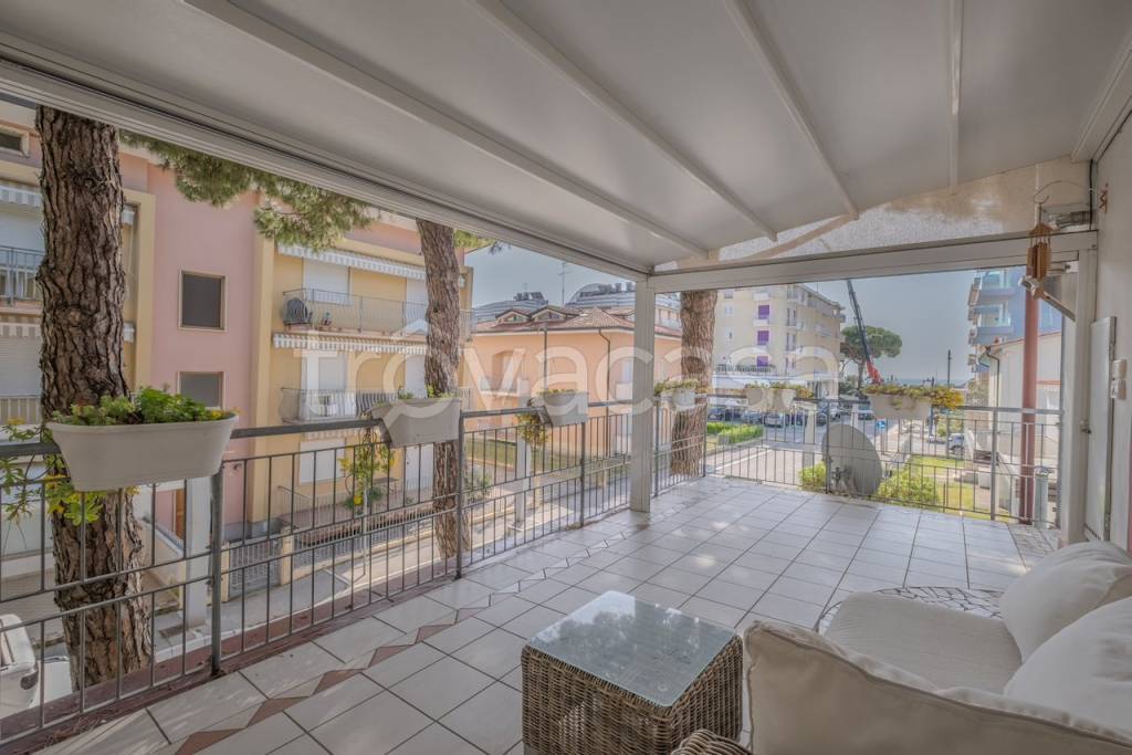 appartamento in vendita a Jesolo in zona Lido