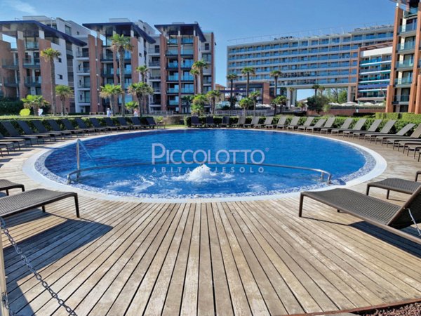 appartamento in vendita a Jesolo in zona Lido