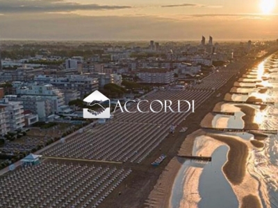 negozio in vendita a Jesolo in zona Lido