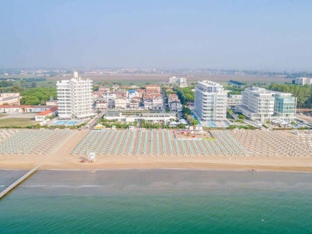 appartamento in vendita a Jesolo in zona Lido