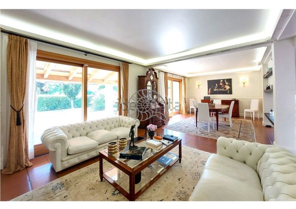 casa indipendente in vendita a Jesolo