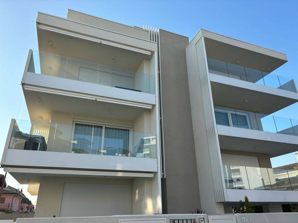 appartamento in vendita a Jesolo in zona Lido