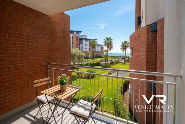 appartamento in vendita a Jesolo in zona Lido