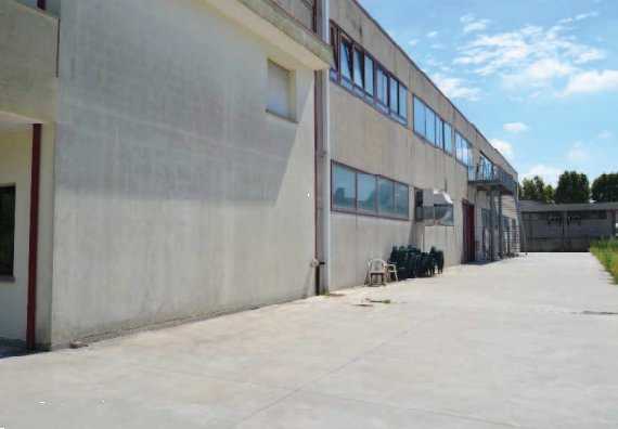 capannone in vendita a Jesolo