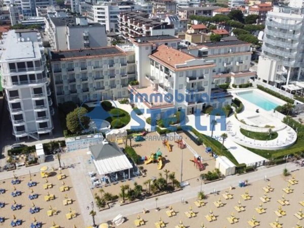 appartamento in vendita a Jesolo in zona Lido