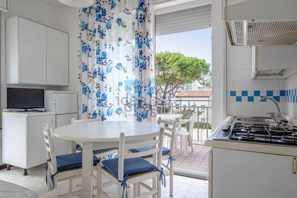 appartamento in vendita a Jesolo in zona Lido