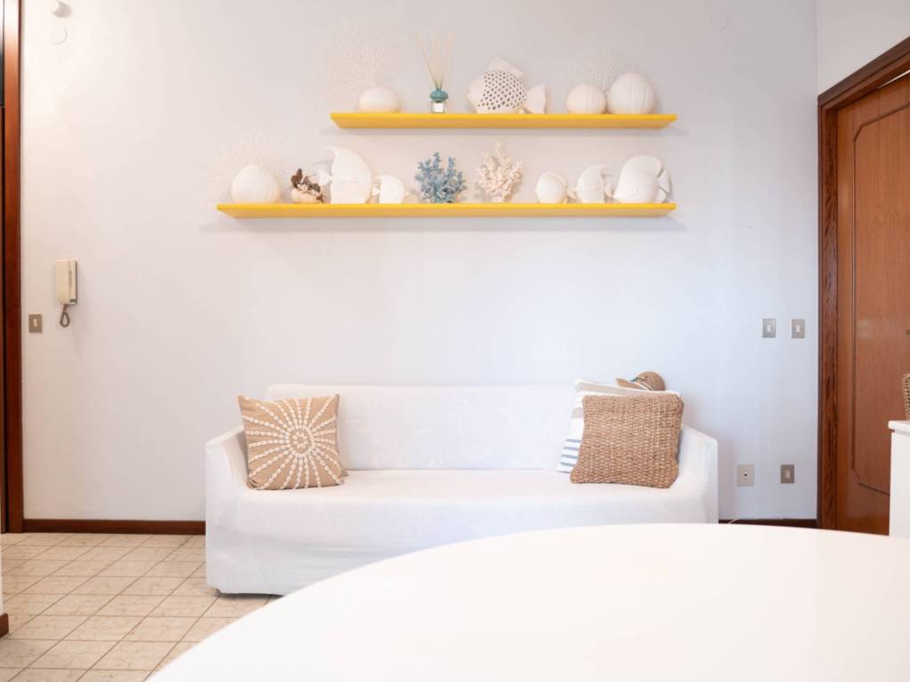 appartamento in vendita a Jesolo in zona Lido